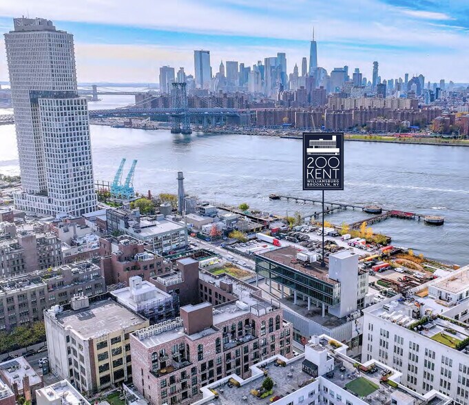 200 Kent Ave, Brooklyn, NY à louer - Photo du bâtiment - Image 3 de 42