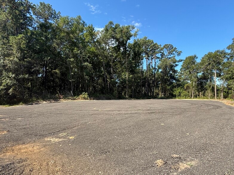 1372 Blountstown St, Tallahassee, FL for lease - Building Photo - Image 3 of 4