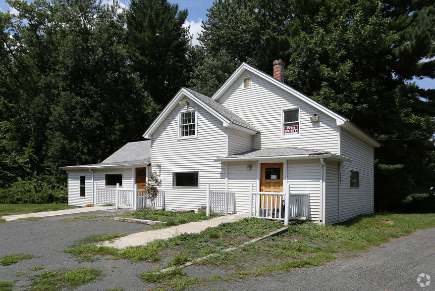 351 Salmon Brook St, Granby, CT for sale - Primary Photo - Image 1 of 1