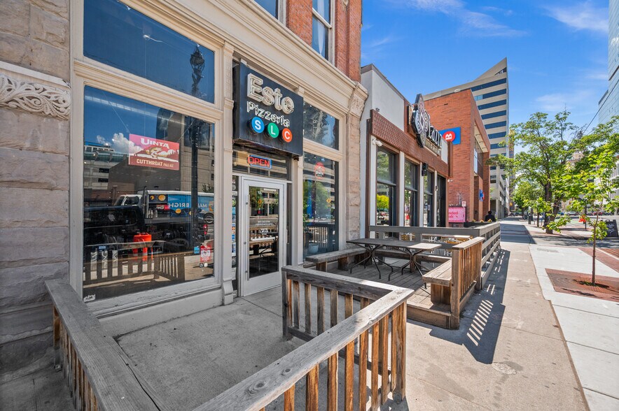 156 E 200 S, Salt Lake City, UT à louer - Photo du bâtiment - Image 2 de 6