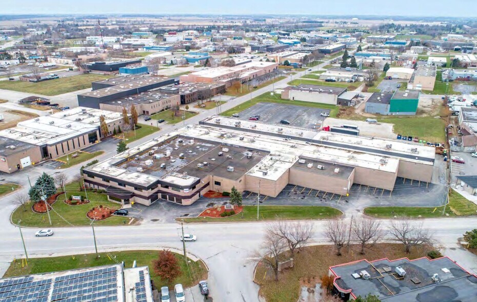 2155 N Talbot Rd, Windsor, ON for sale - Primary Photo - Image 1 of 1