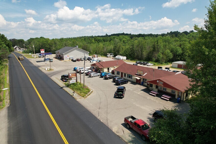 502-510 Belfast Augusta Rd, Liberty, ME à vendre - Photo du bâtiment - Image 2 de 12