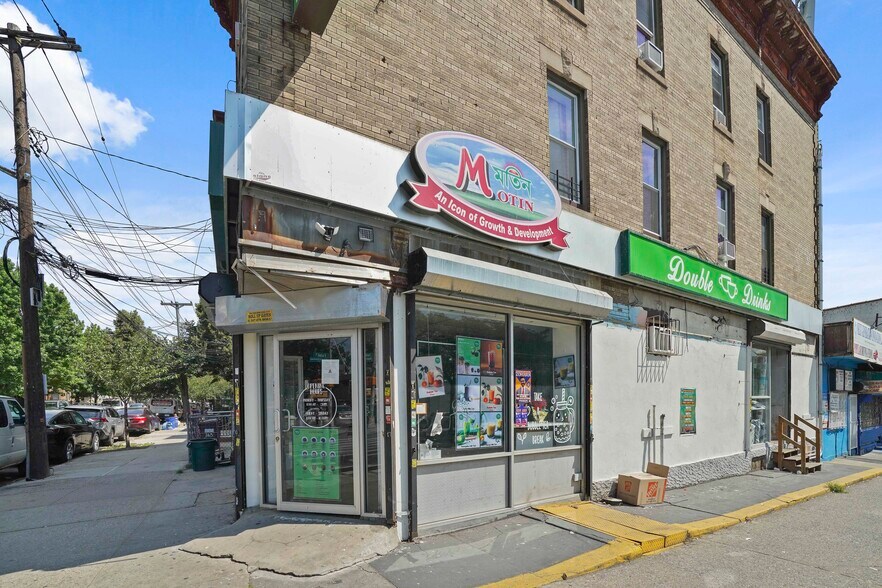 167 Forbell St, Brooklyn, NY à louer - Photo du bâtiment - Image 2 de 25