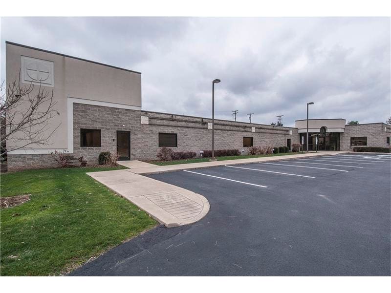 8057 Rowan Rd, Cranberry Township, PA for lease Primary Photo- Image 1 of 2