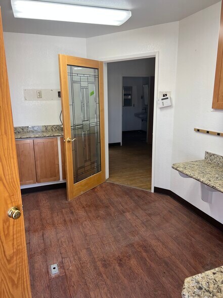 8307 California City Blvd, California City, CA à vendre - Photo du bâtiment - Image 3 de 7