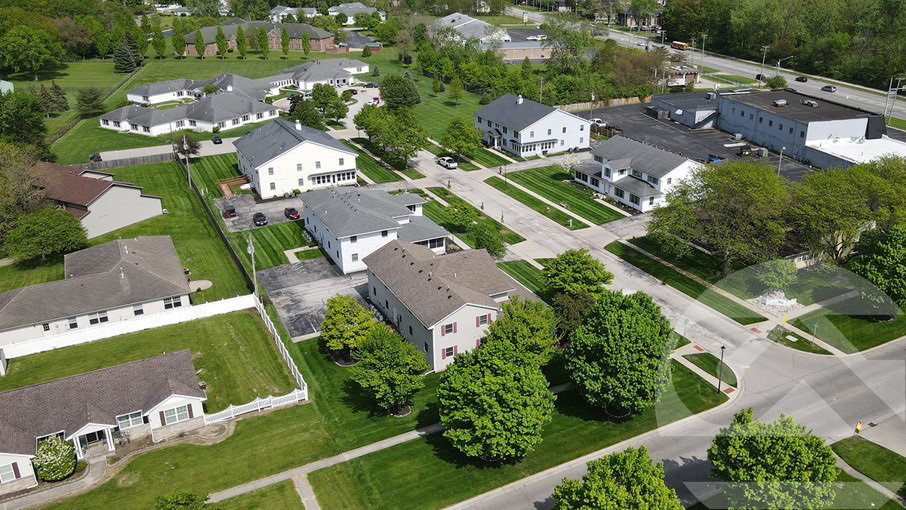 4227 Parkcliff Ln, Toledo, OH for sale - Primary Photo - Image 1 of 1