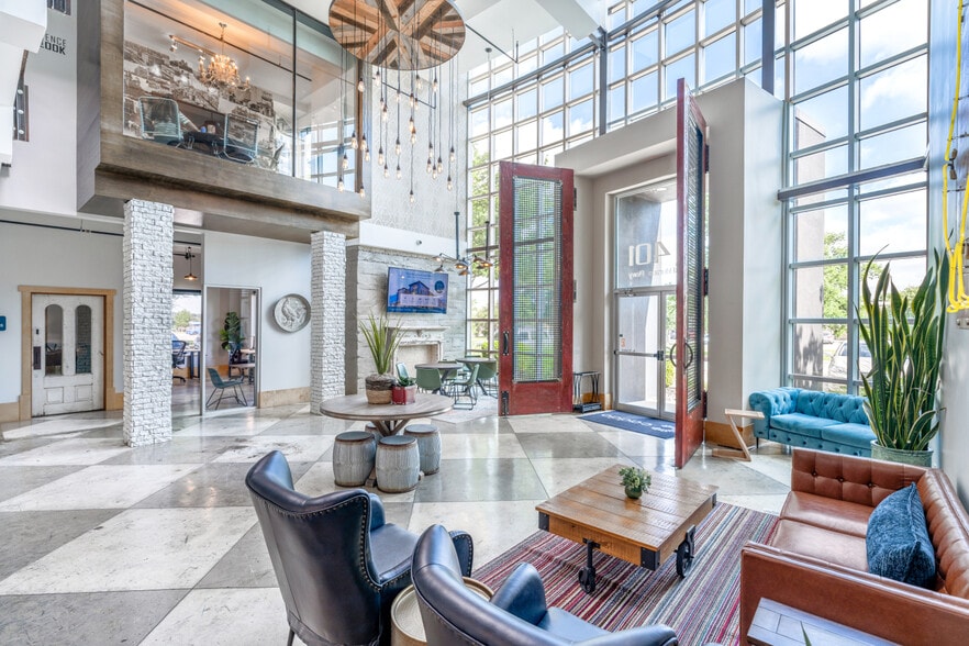 6401 W Eldorado Pky, McKinney, TX à louer - Hall d’entrée - Image 3 de 29
