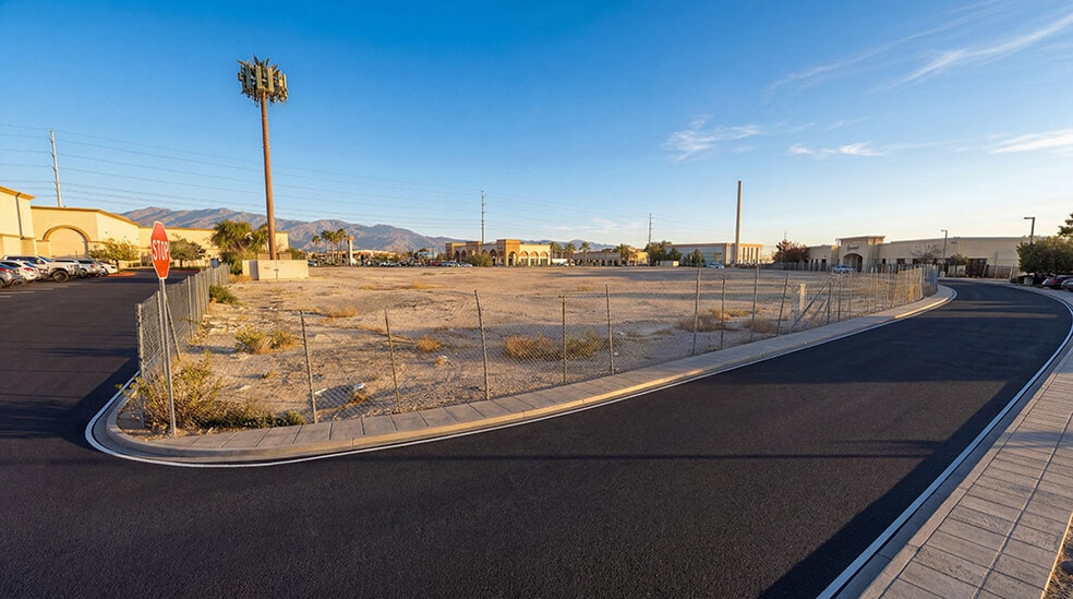 6356 Simmons St, North Las Vegas, NV for sale - Building Photo - Image 3 of 4
