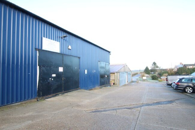 Plus de détails pour Selborne Rd, Alton - Industriel à louer