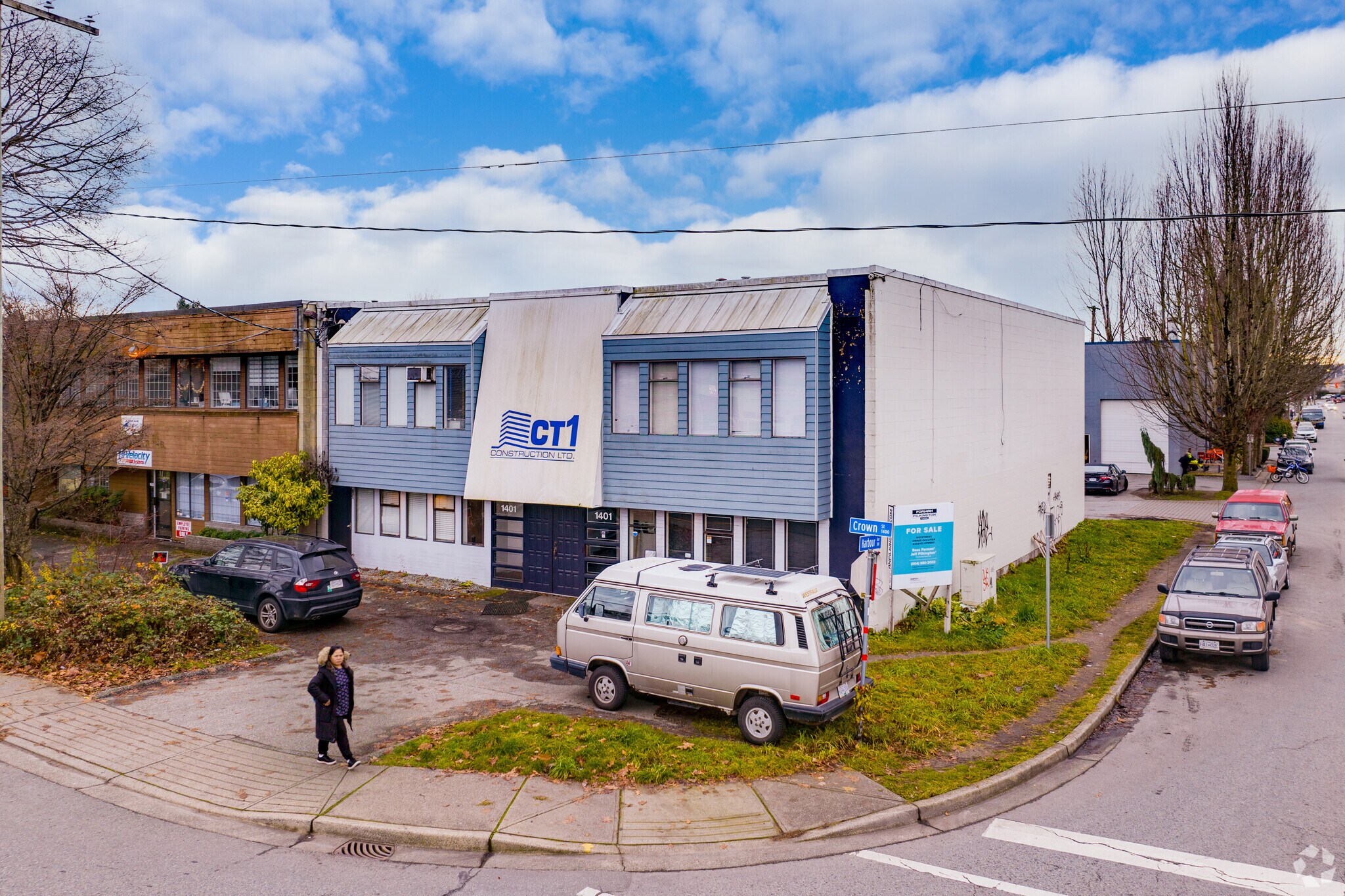 1401 Crown St, North Vancouver District, BC for sale Primary Photo- Image 1 of 1