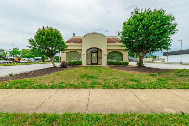Plus de détails pour 4115 Rossville Blvd, Chattanooga, TN - Commerce de détail à louer