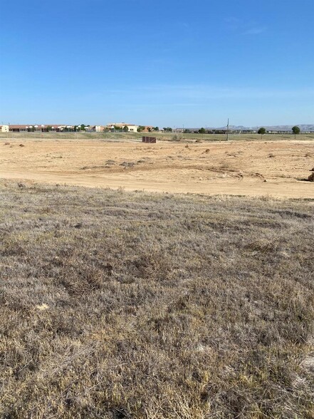 9800 Kern Canyon Rd, Bakersfield, CA for sale - Primary Photo - Image 1 of 1