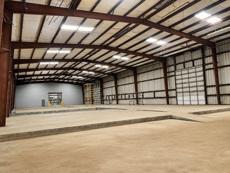 4900-4904 Griggs Rd, Houston, TX for lease - Building Photo - Image 3 of 13