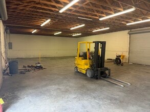 1453 Hickory Crossing Rd, Hartwell, GA for lease Interior Photo- Image 1 of 13