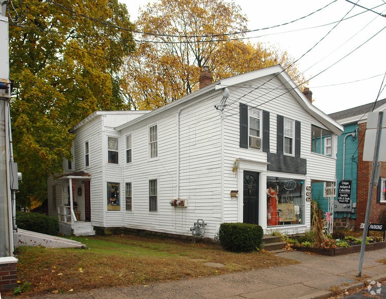 774-776 S Main St, Plantsville, CT for lease - Building Photo - Image 2 of 20