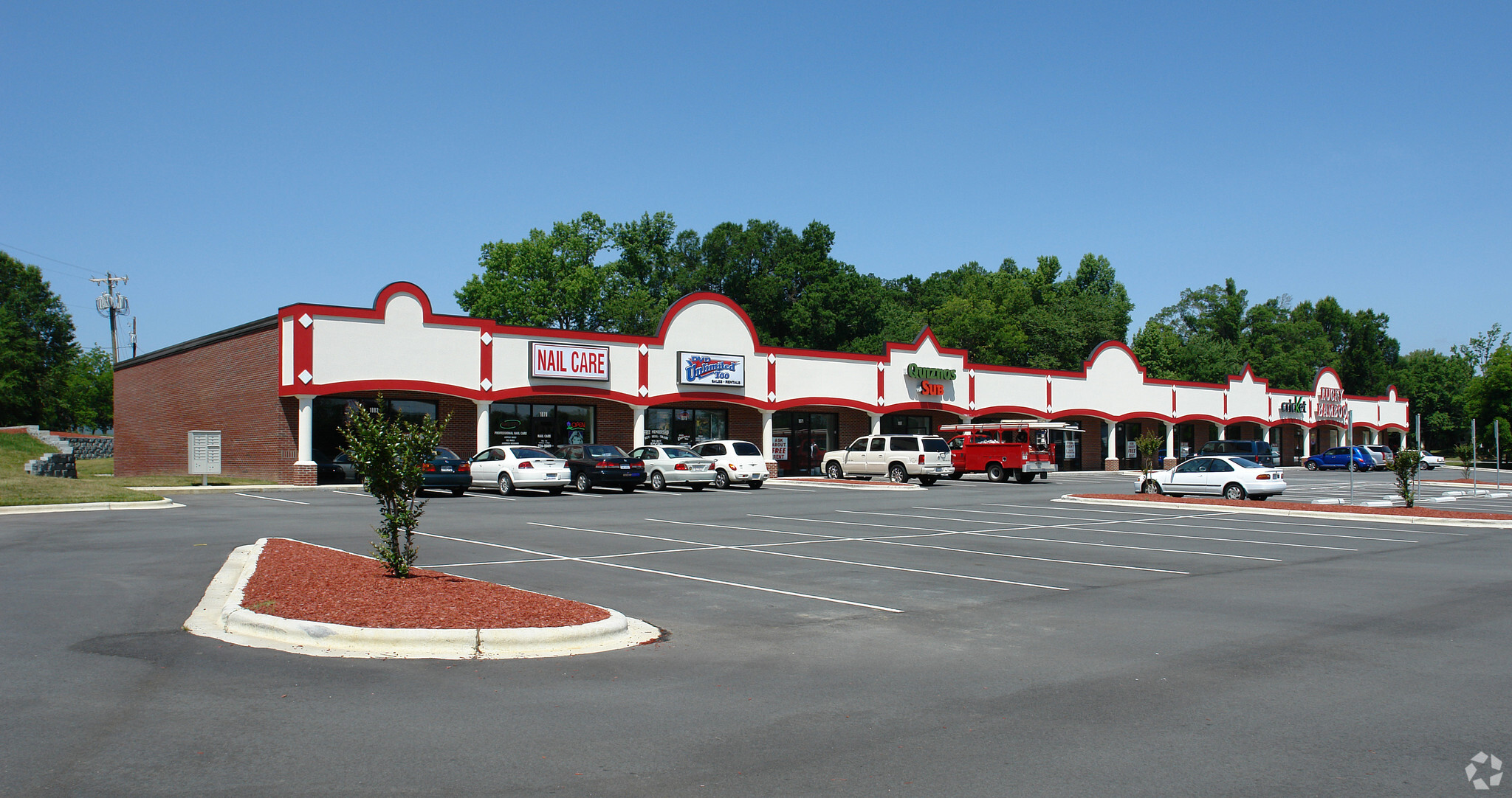 1039-1083 S Main St, Graham, NC for sale Primary Photo- Image 1 of 1