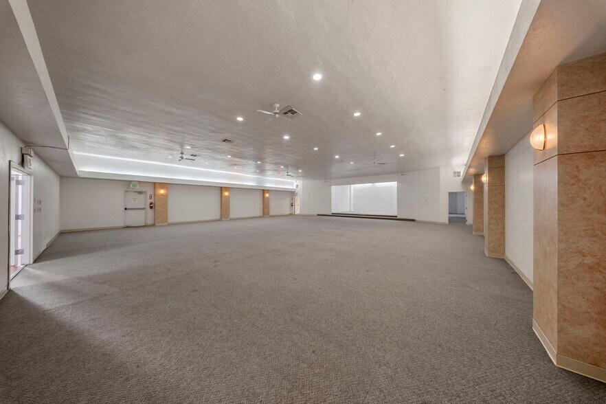 701 H St, Modesto, CA à vendre - Photo du bâtiment - Image 3 de 45