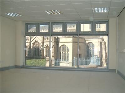 26-28 Church Bank, Bradford à louer - Photo du bâtiment - Image 2 de 4
