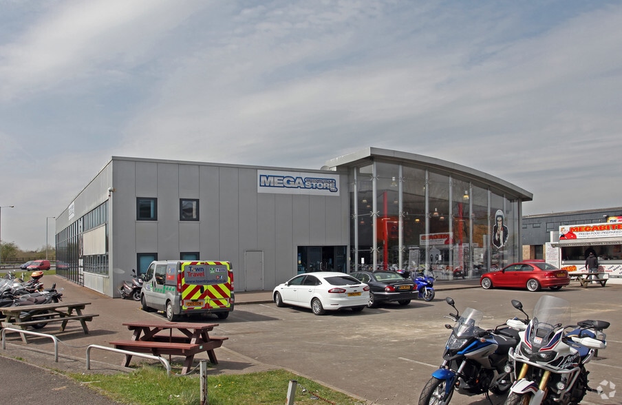 Cirencester Way, Swindon for sale - Other - Image 2 of 4