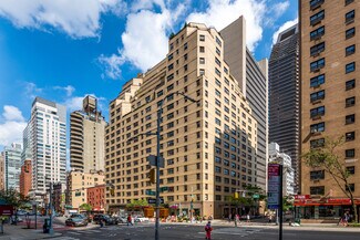 Plus de détails pour 902 2nd Ave, New York, NY - Commerce de détail à louer