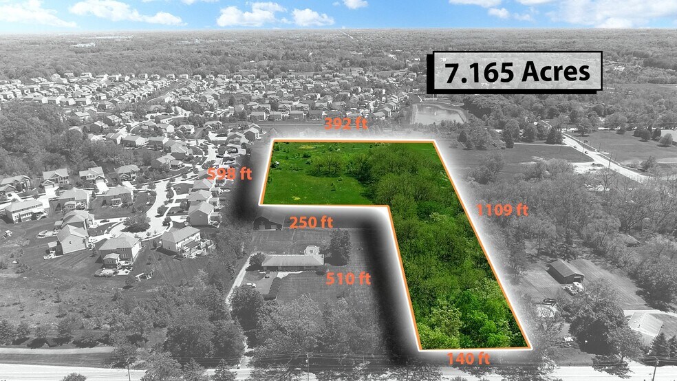 24440 Martindale Rd, South Lyon, MI à vendre - Photo du bâtiment - Image 2 de 22