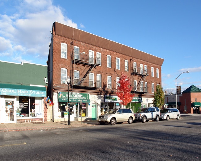 Plus de détails pour 1070 Main Ave, Clifton, NJ - Bureau/Commerce de détail à louer