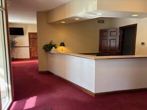 1081 N University Blvd, Middletown, OH for lease Interior Photo- Image 2 of 19