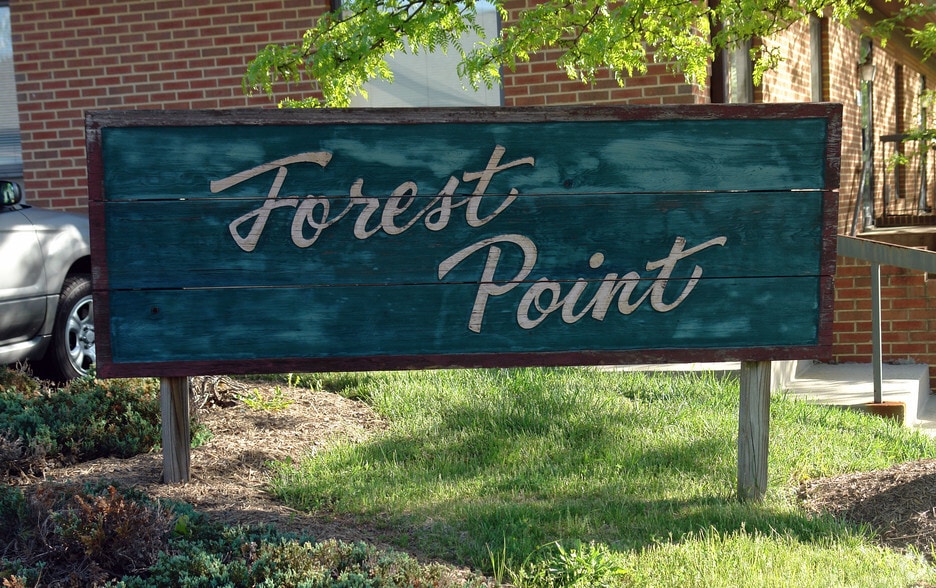 9304-9306 Forest Point Cir, Manassas, VA for lease - Building Photo - Image 3 of 3