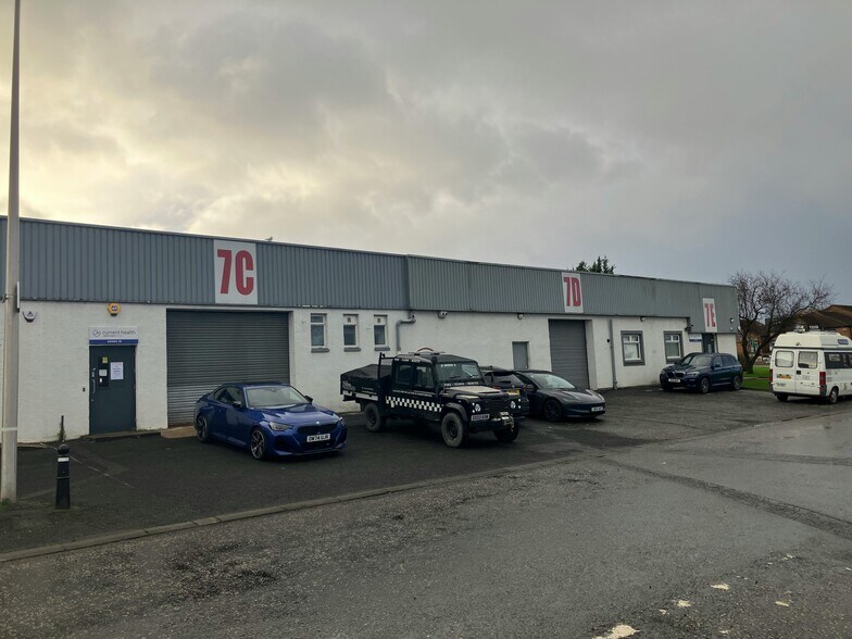 7 Cross Way, Dunfermline à louer - Photo du bâtiment - Image 2 de 25