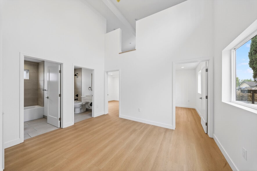 337-343 N Magnolia St, Orange, CA for sale - Building Photo - Image 3 of 37