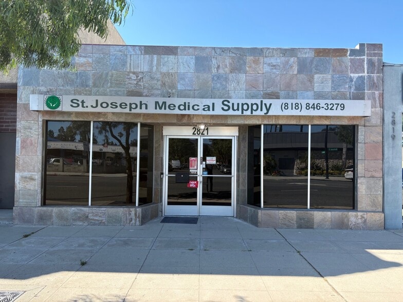 2821 W Burbank Blvd, Burbank, CA for sale - Building Photo - Image 1 of 7