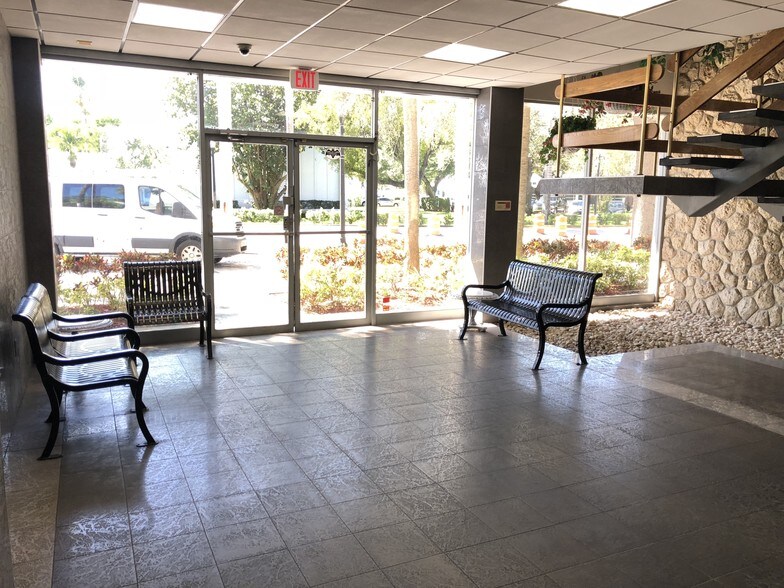 2514 Hollywood Blvd, Hollywood, FL à louer - Autre - Image 3 de 11