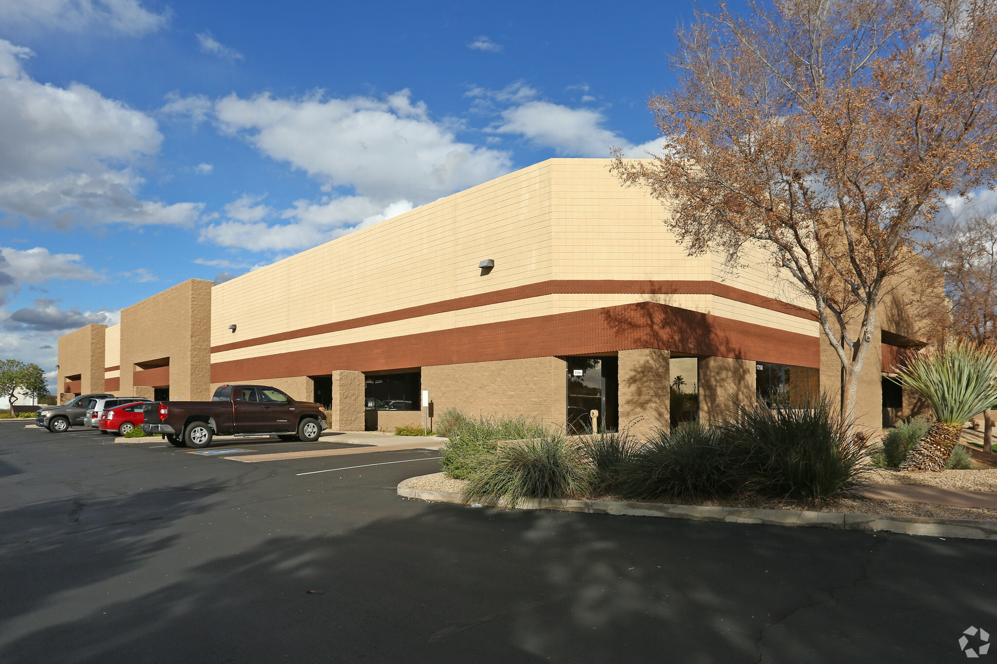 1230 W Southern Ave, Tempe, AZ for lease Building Photo- Image 1 of 4