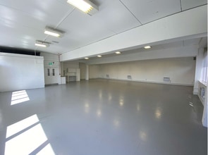 145 Summerlee St, Glasgow for lease Interior Photo- Image 2 of 4