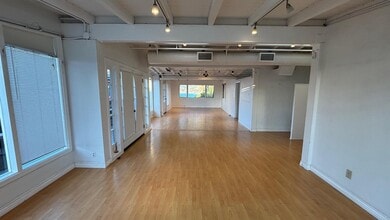 1255 Coast Blvd, La Jolla, CA à louer Photo intérieure- Image 2 de 2