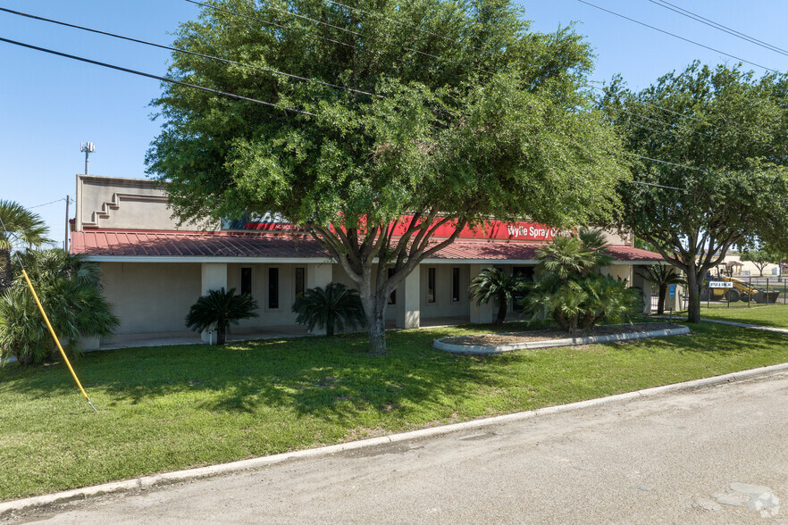 1718 S 28th Ave, Edinburg, TX for lease - Building Photo - Image 2 of 24