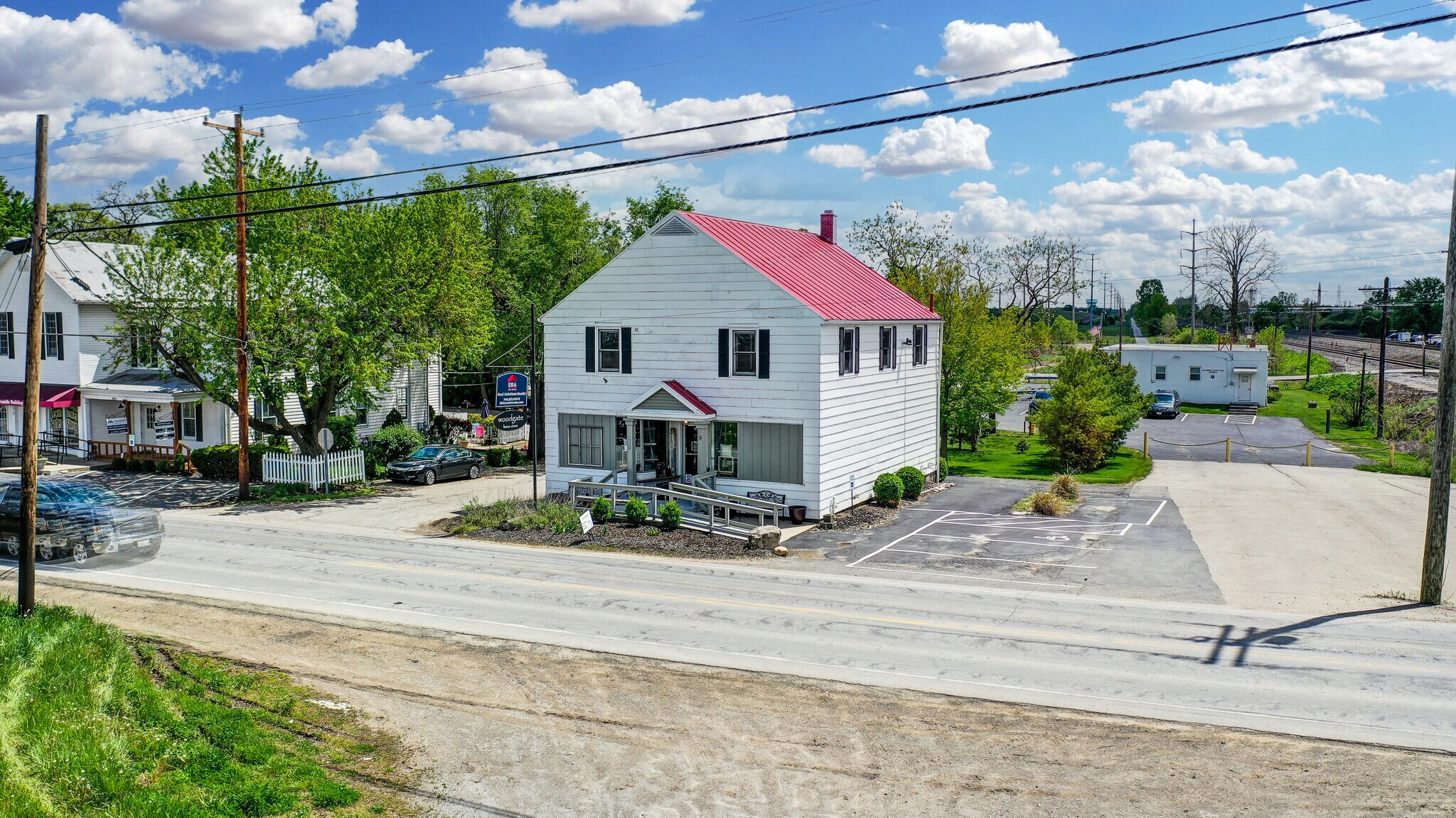 1550 Lewis Center Rd, Lewis Center, OH à vendre Photo du b timent- Image 1 de 1