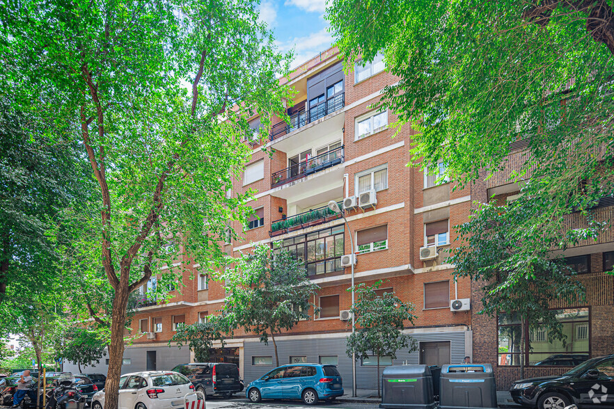 Calle de Esteban Terradas, 8, Madrid, Madrid à vendre - Photo du bâtiment - Image 2 de 2