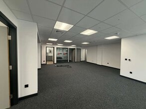Friarton Rd, Perth for lease Interior Photo- Image 2 of 8