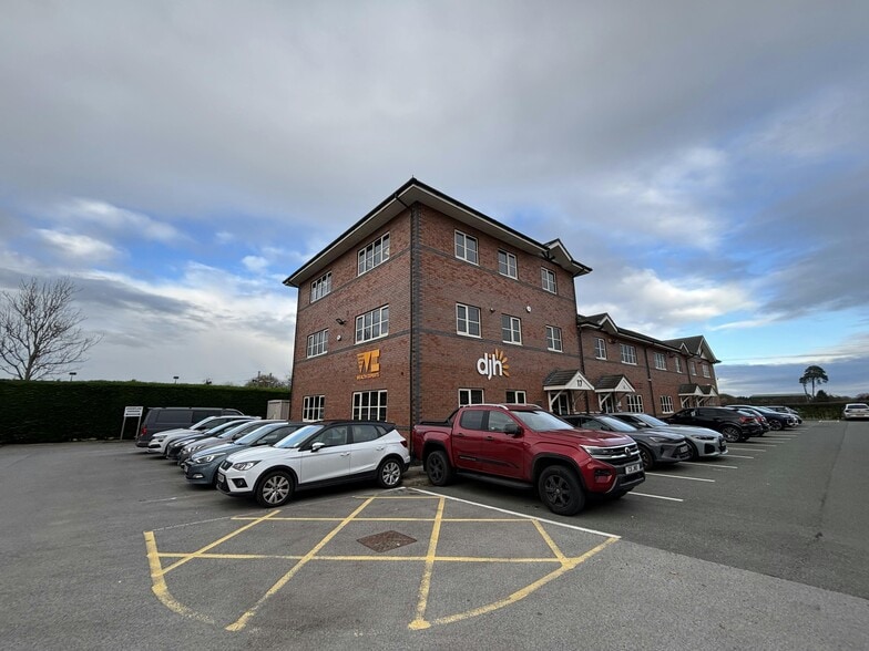 Middlewich Rd, Nantwich for lease - Building Photo - Image 1 of 1