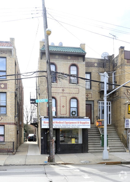 2446 E Tremont Ave, Bronx, NY for sale - Building Photo - Image 3 of 3