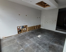 64 Chase Side, Enfield for lease Interior Photo- Image 2 of 2