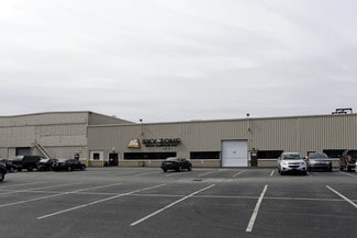 Plus de détails pour 310 Circle Dr, Oaks, PA - Industriel à louer