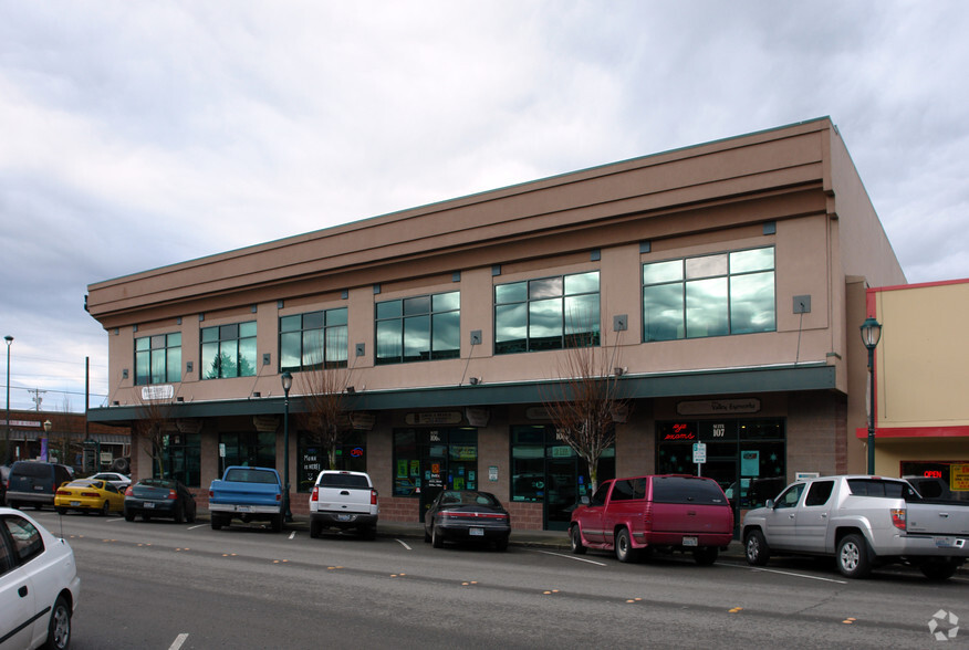 101 E Main St, Monroe, WA for lease - Building Photo - Image 2 of 5