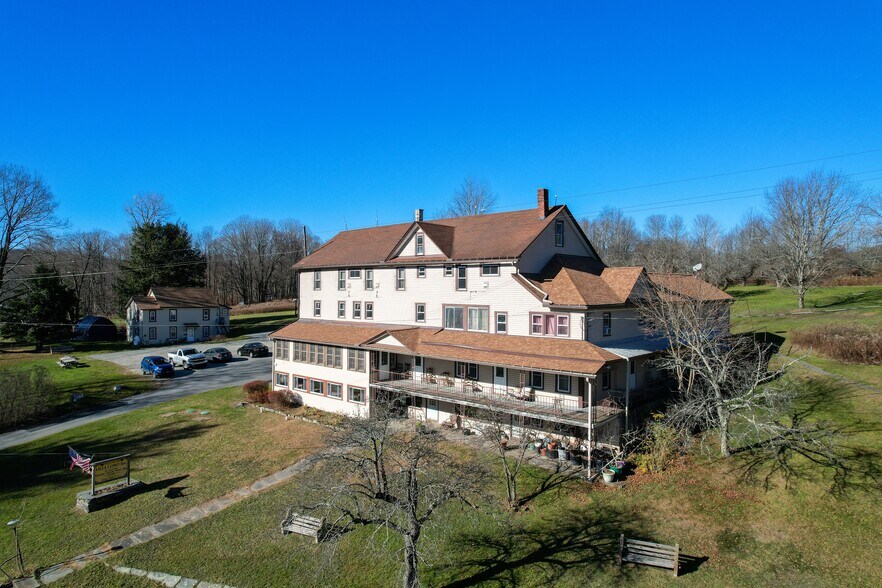 263 Como Rd, Lake Como, PA à vendre - Photo du bâtiment - Image 3 de 95