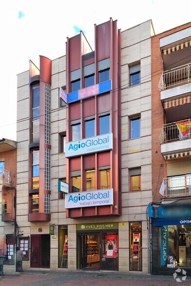 Calle Madrid, 58, Getafe, Madrid à louer - Photo du bâtiment - Image 2 de 3
