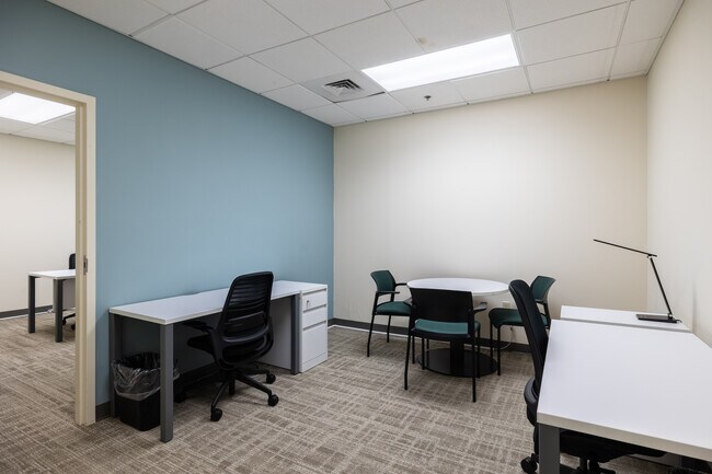 Plus de détails pour 22 Bull St, Savannah, GA - Coworking à louer