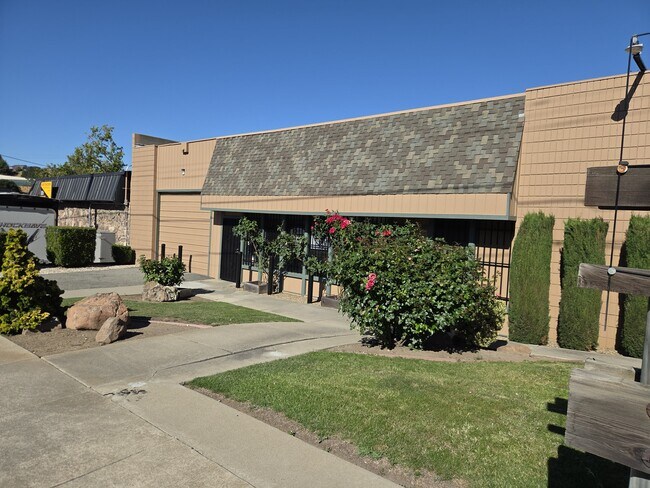 Plus de détails pour 895 Howe Rd, Martinez, CA - Industriel à vendre
