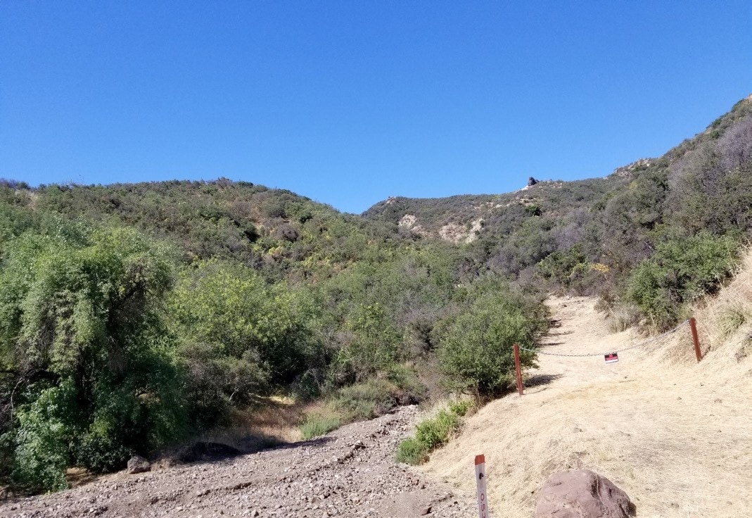 Triunfo Canyon Rd, Agoura Hills, CA à vendre Photo principale- Image 1 de 3