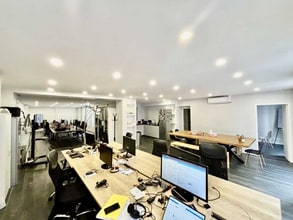 29 Rue Des Jeuneurs, Paris for lease Interior Photo- Image 1 of 15